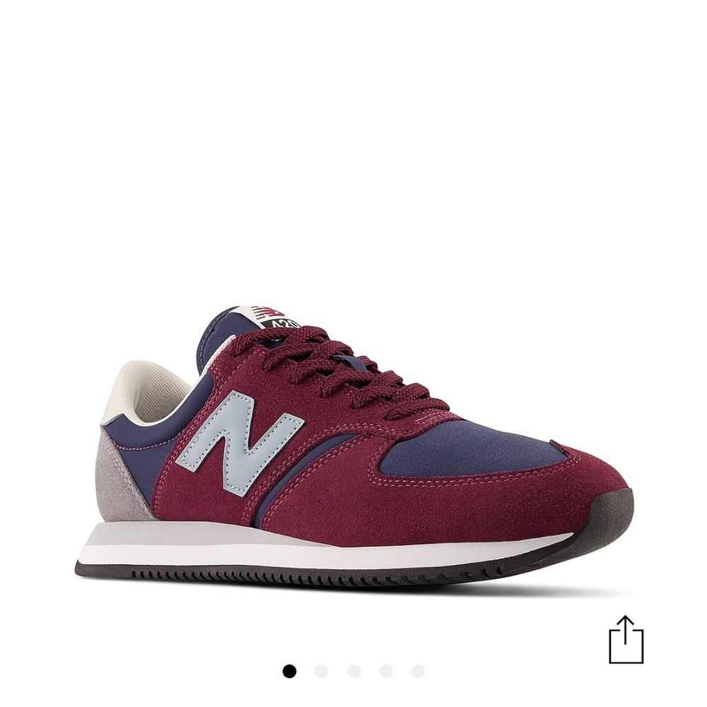 New Balance 420 v2 sneaker